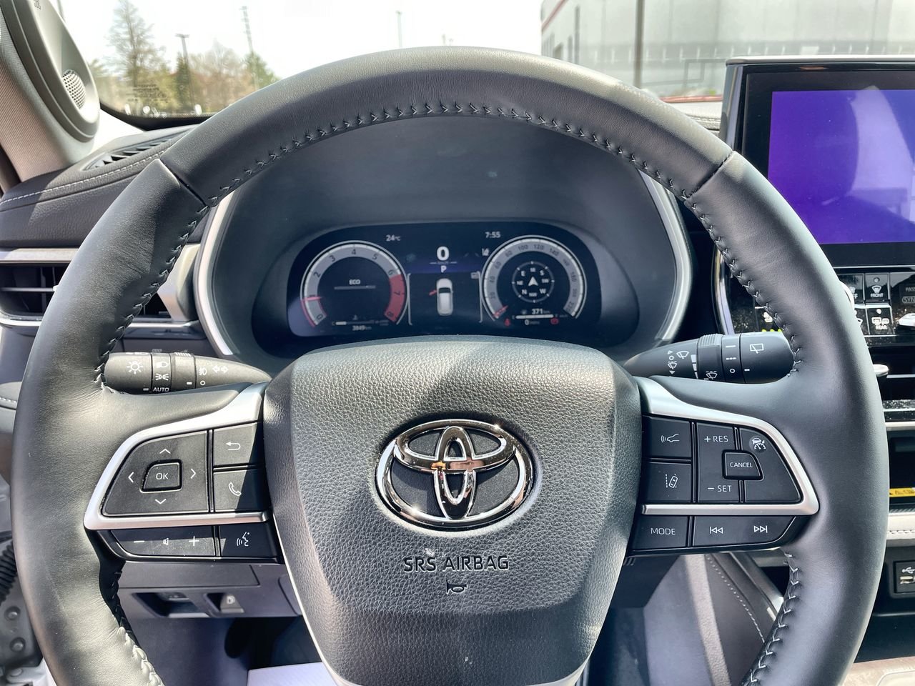Certified Used 2023 Wind Chill Pearl Toyota Limited AWD image 22