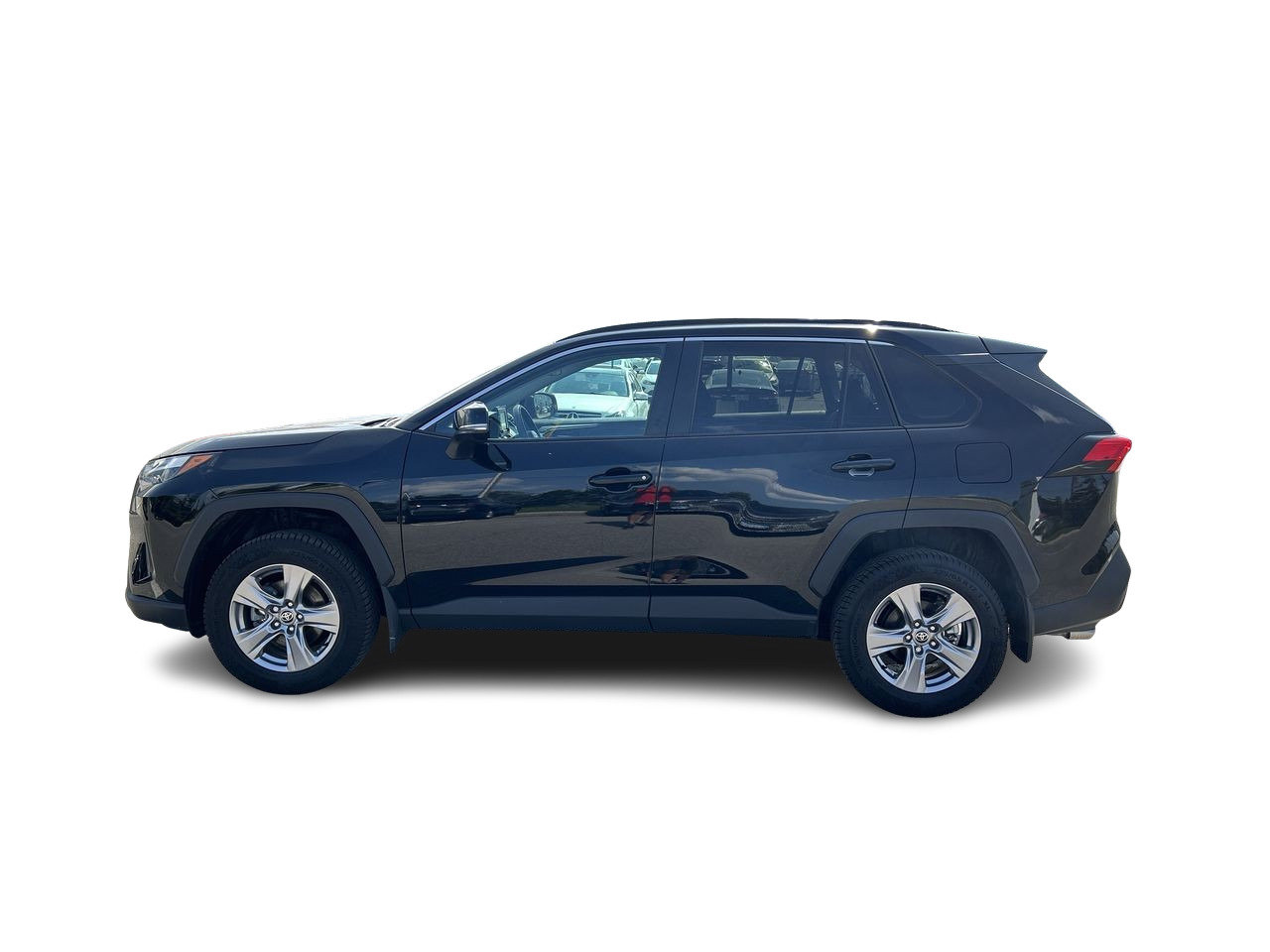Certified Used 2022 Silver Sky Metallic Toyota XLE AWD image 5