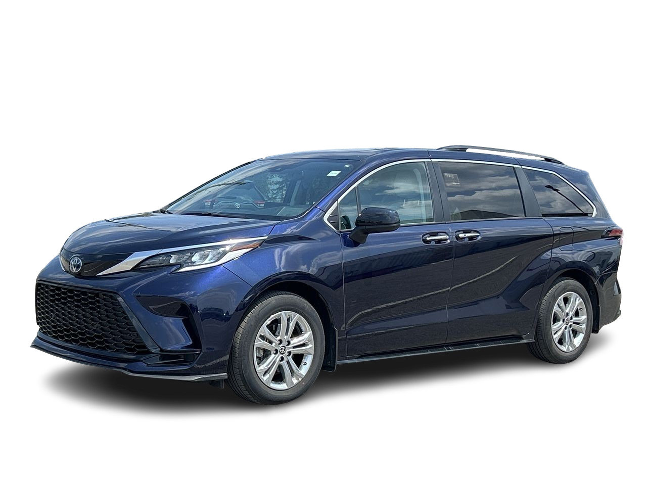 Certified Used 2022 Blueprint Toyota Sienna XSE  AWD 7-Pass image 3