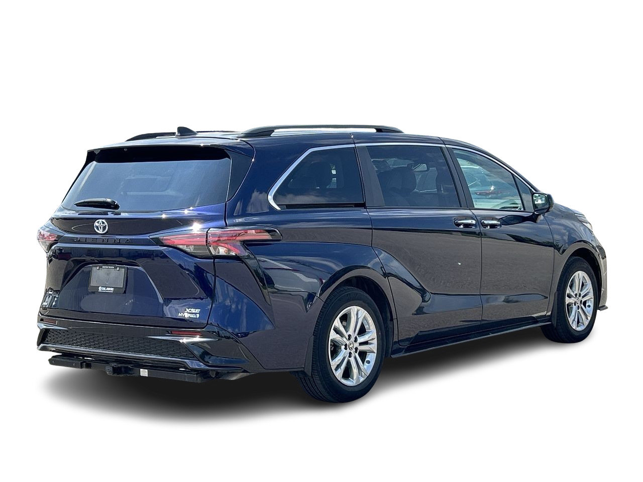 Certified Used 2022 Blueprint Toyota Sienna XSE  AWD 7-Pass image 11