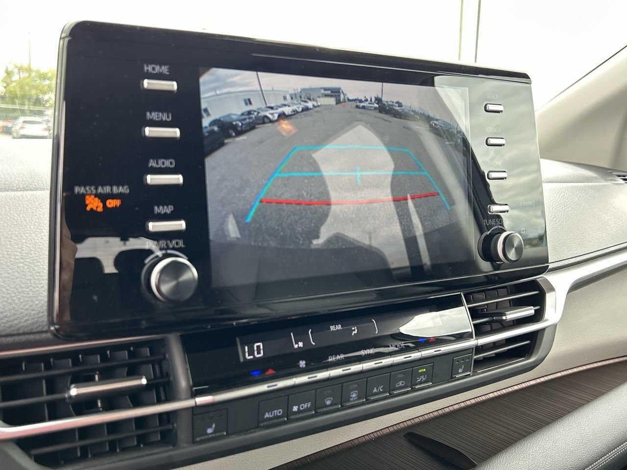 Certified Used 2022 Midnight Black Metallic Toyota Sienna XLE 8-Pass image 23
