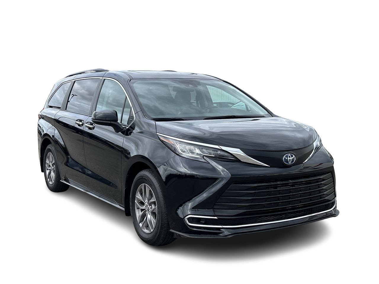 Certified Used 2022 Midnight Black Metallic Toyota Sienna XLE 8-Pass image 16