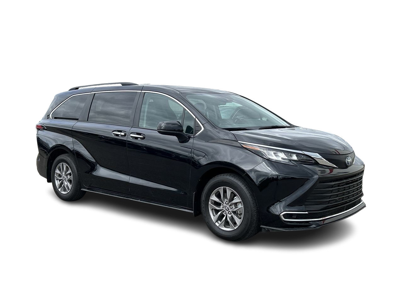 Certified Used 2022 Midnight Black Metallic Toyota Sienna XLE 8-Pass image 15