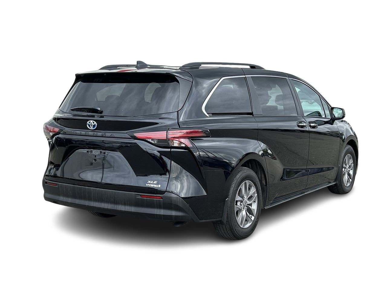 Certified Used 2022 Midnight Black Metallic Toyota Sienna XLE 8-Pass image 10