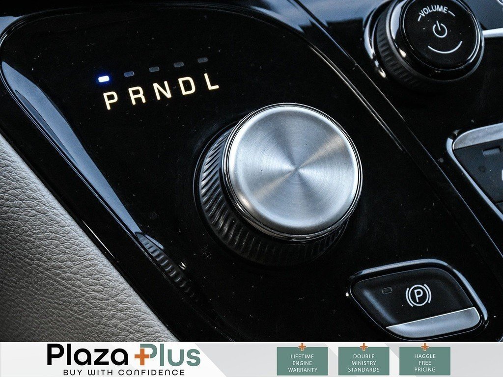 2022 Chrysler Pacifica Touring L-20