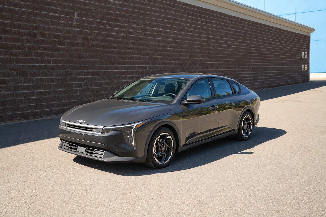 Black 2025 Kia K4 Sedan Front-Wheel Drive