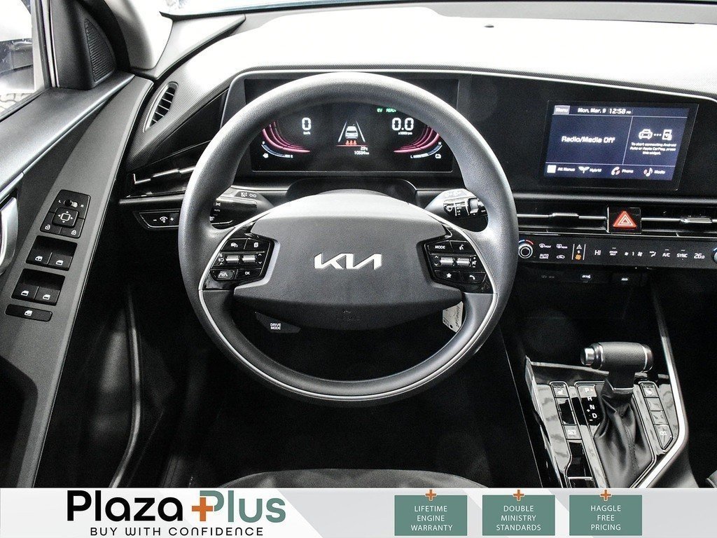 2025 Kia Niro LX-16