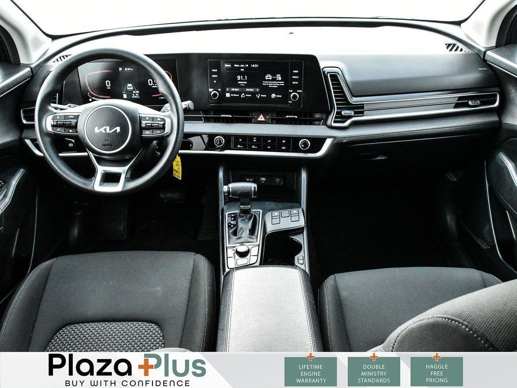 2024 Kia Sportage LX-17