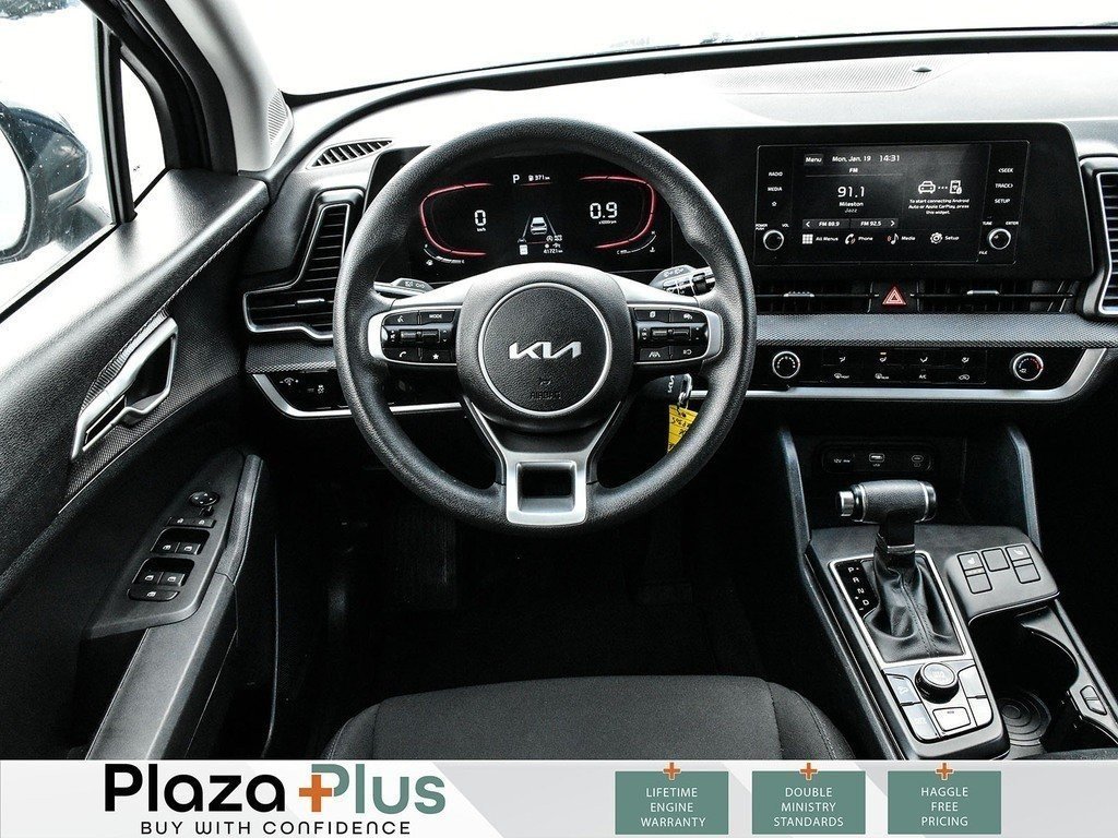 2024 Kia Sportage LX-18