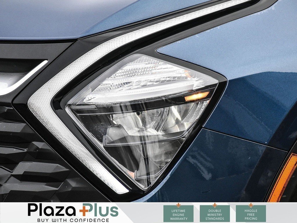 2024 Kia Sportage LX-8