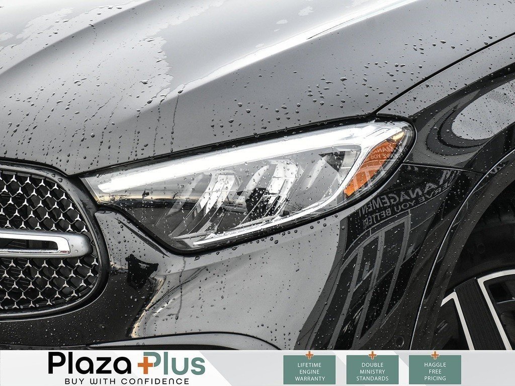 2025 Mercedes-Benz GLC 300-7