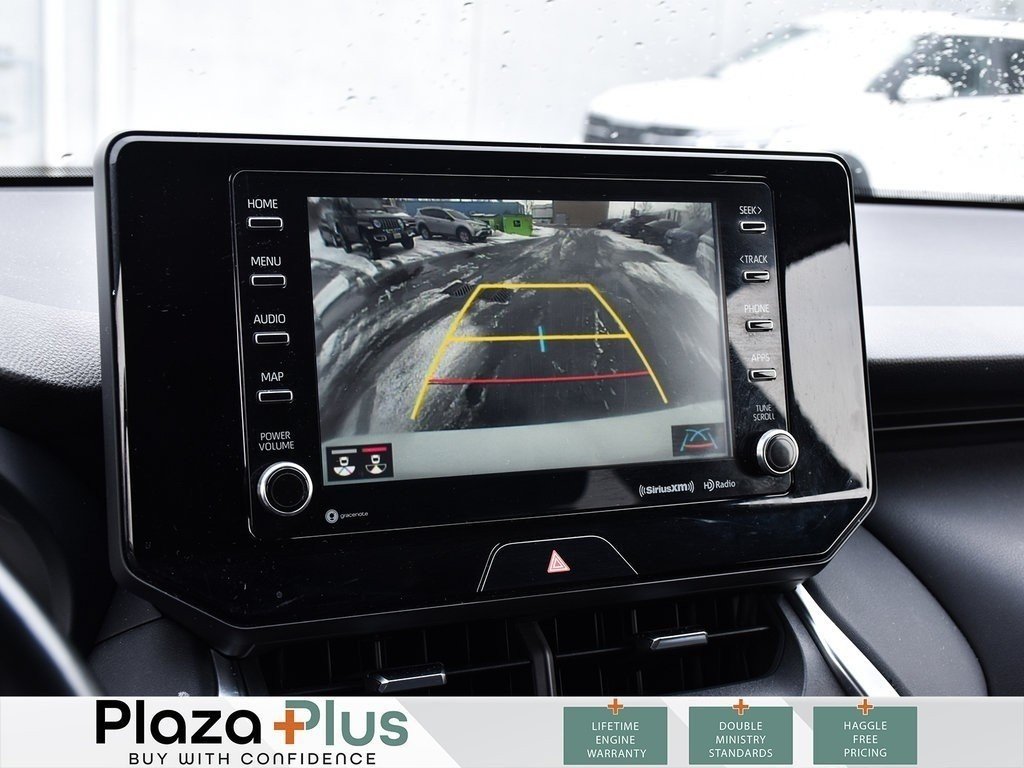 2022 Toyota Venza LE-21