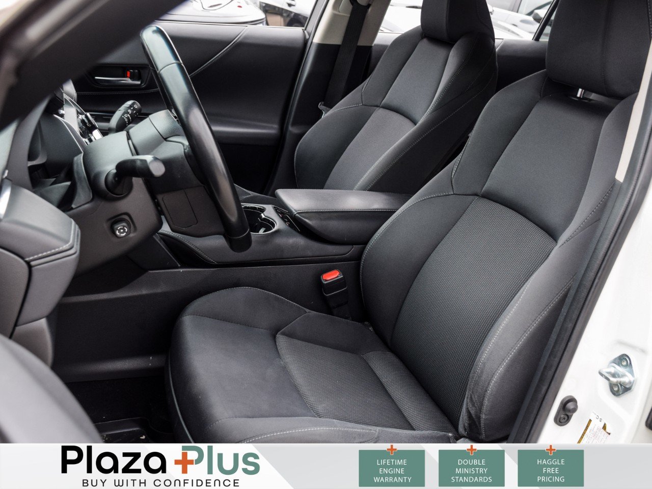 2022 Toyota Venza LE-13