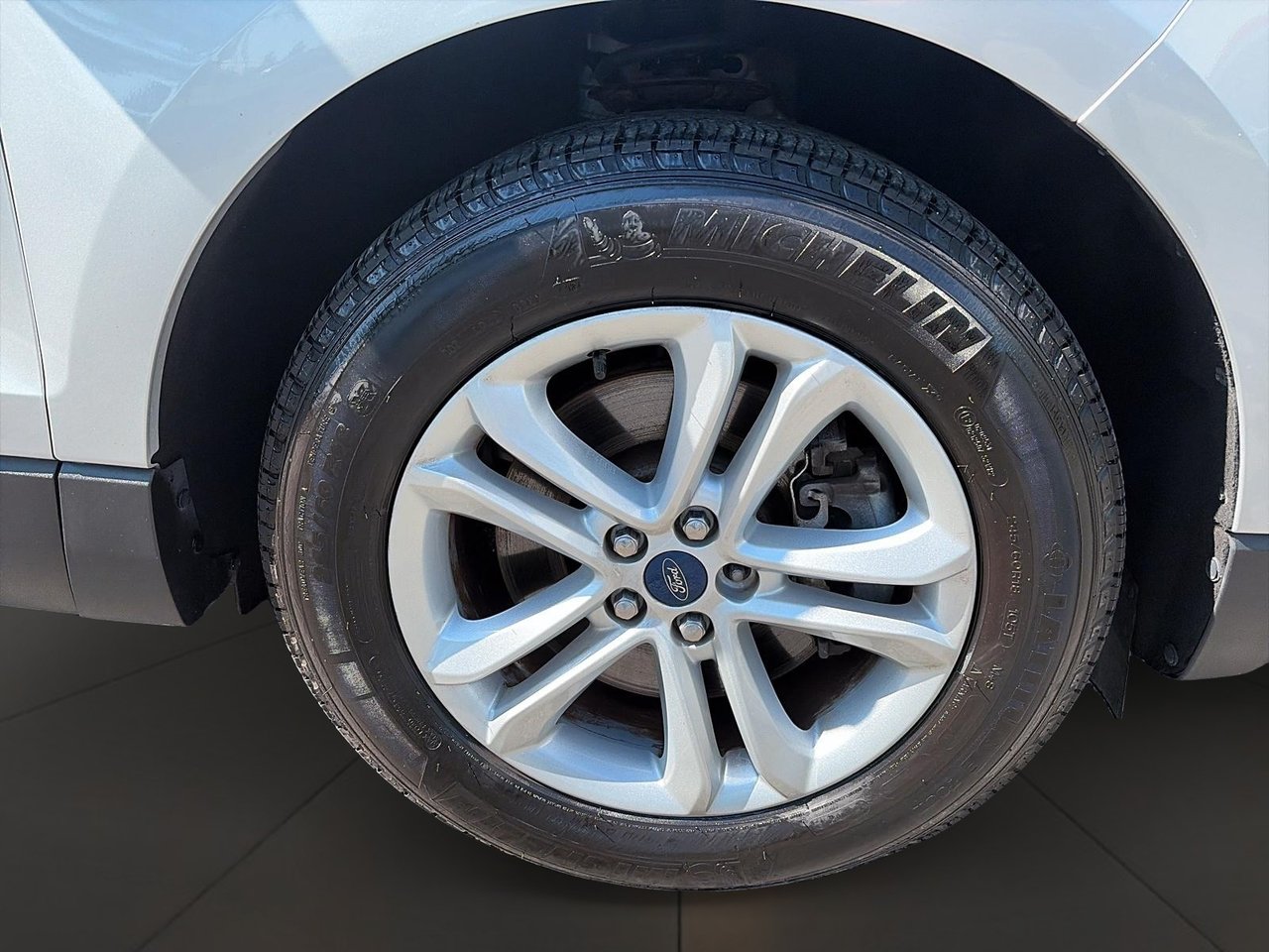 2019 Ford Edge