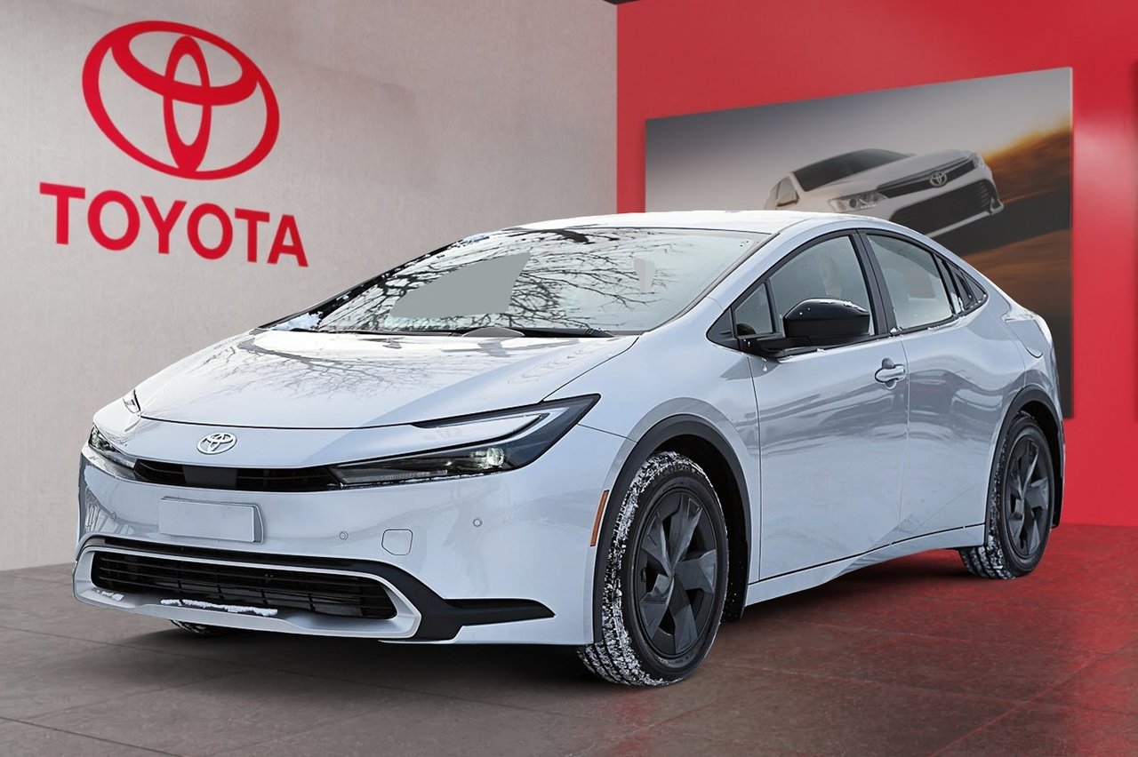 Used 2024 Toyota Prius Prime with 1,034 km for sale at Otogo