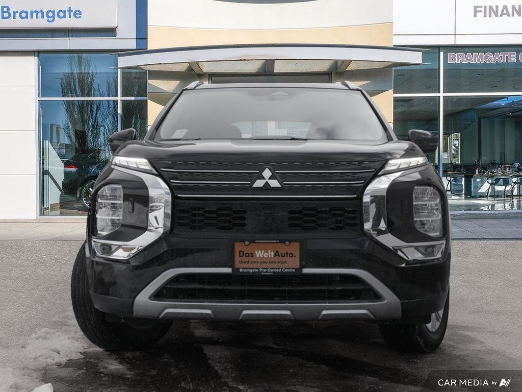 2024 Mitsubishi Outlander LE S-AWC