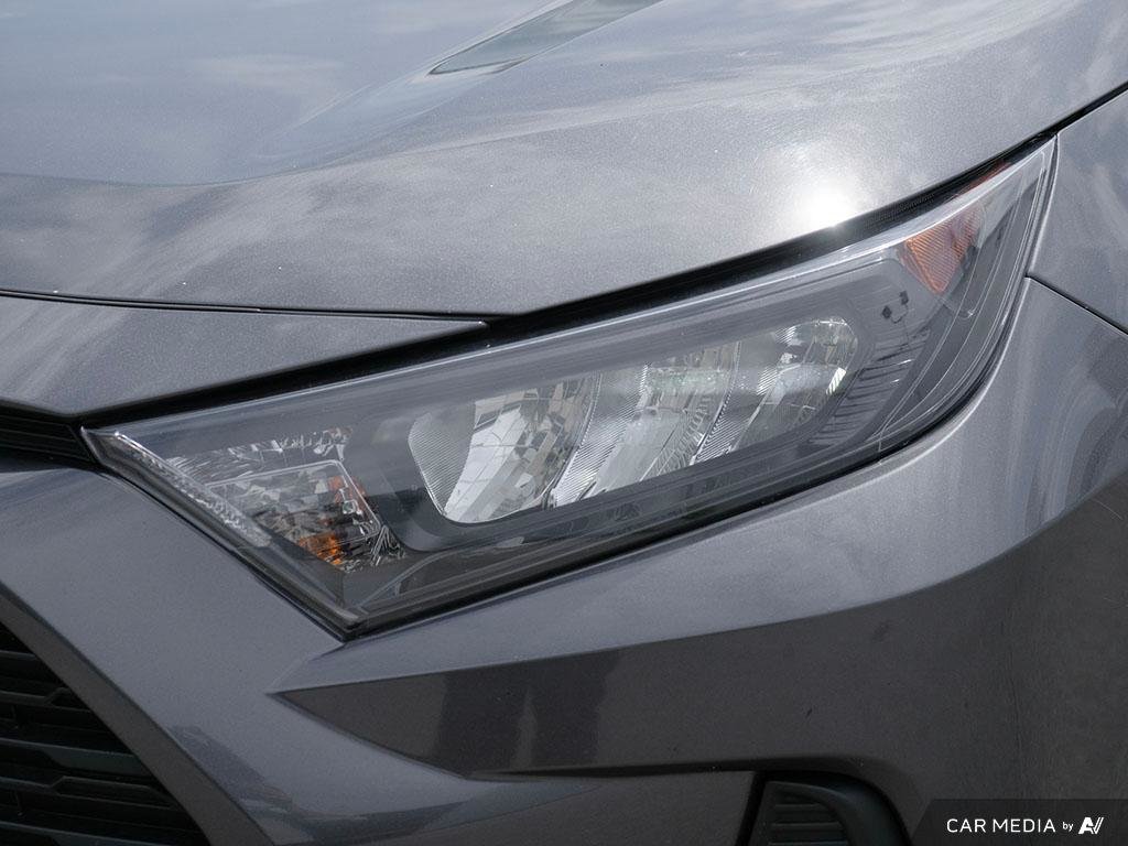 2022 Toyota RAV4 LE AWD