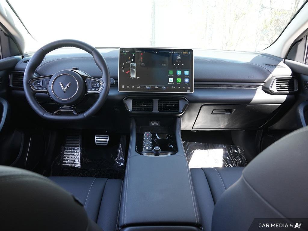 2024 VinFast VF 8 ECO AWD