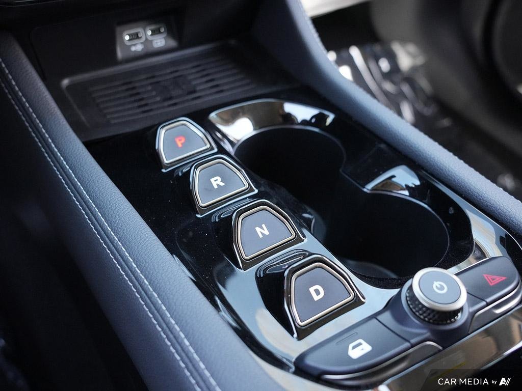 2024 VinFast VF 8 ECO AWD