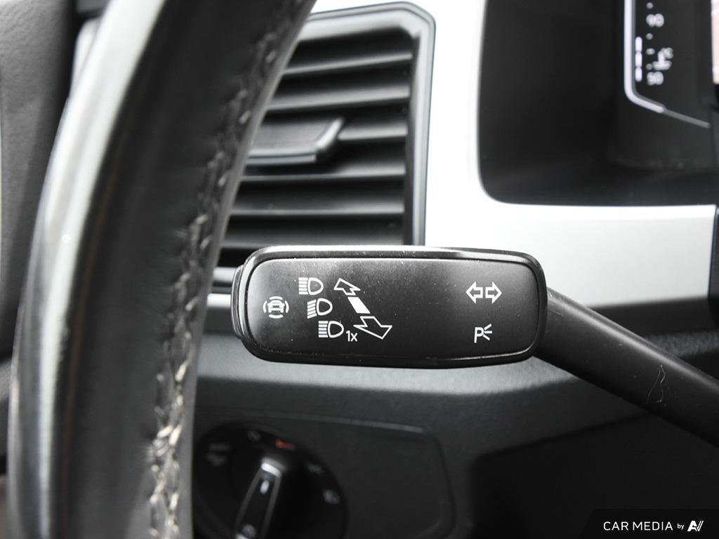 2023 Volkswagen Atlas Cross Sport Execline 3.6L 8sp at w/Tip 4MOTION