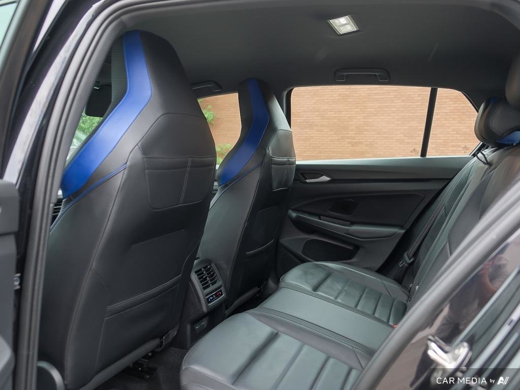 2024 Volkswagen Golf R 2.0 T 6Sp