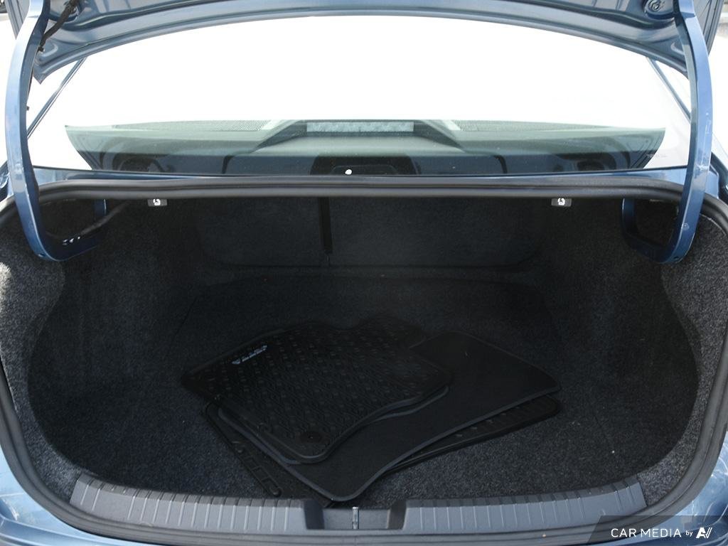 2021 Volkswagen Jetta Execline 1.4T 8sp at w/Tip