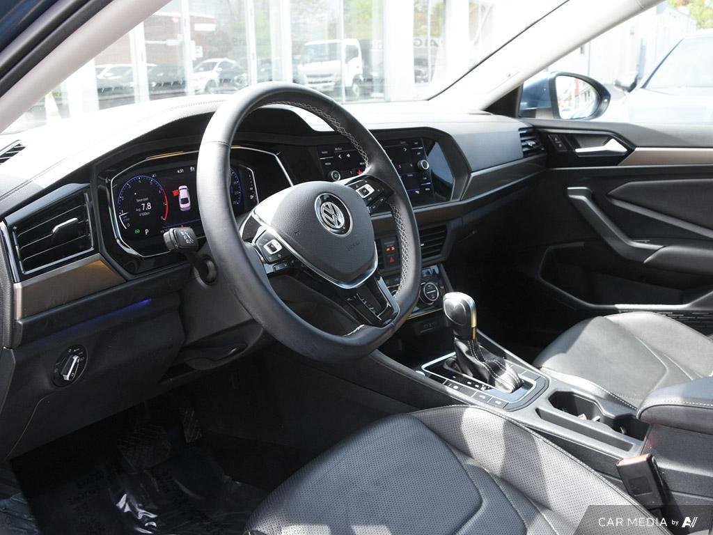 2021 Volkswagen Jetta Execline 1.4T 8sp at w/Tip