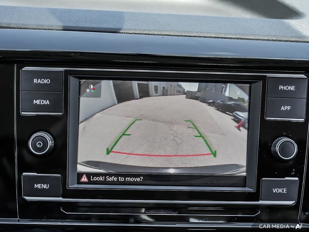 2024 Volkswagen Taos Trendline 1.5T 7sp at DSG w/ Tip 4M