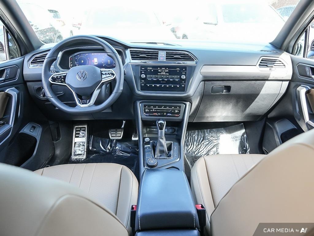 2024 Volkswagen Tiguan Comfortline R-Line Black 2.0T 8sp at w/Tip 4M