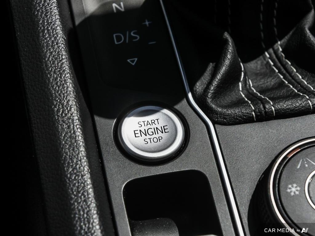 2021 Volkswagen Atlas Highline 3.6L 8sp at w/Tip 4MOTION (2)