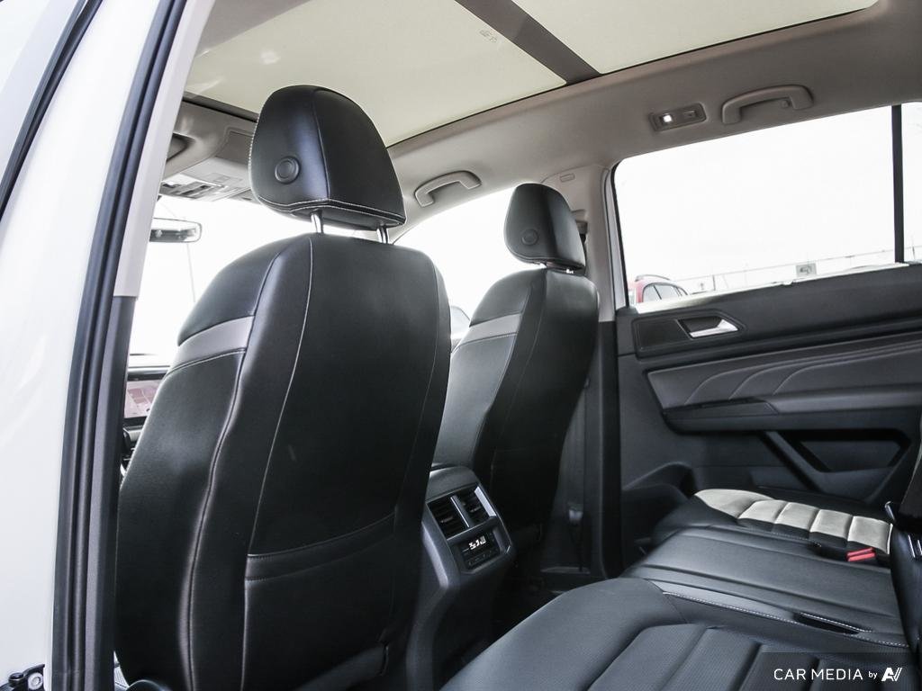 2021 Volkswagen Atlas Highline 3.6L 8sp at w/Tip 4MOTION (2)