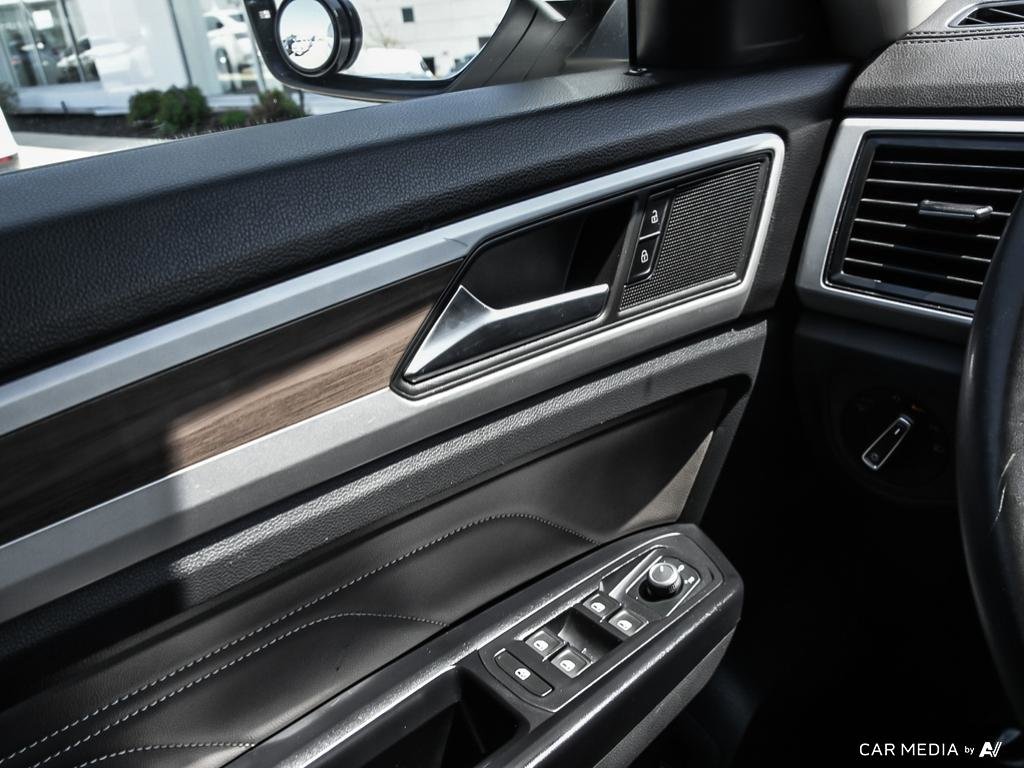 2021 Volkswagen Atlas Highline 3.6L 8sp at w/Tip 4MOTION (2)