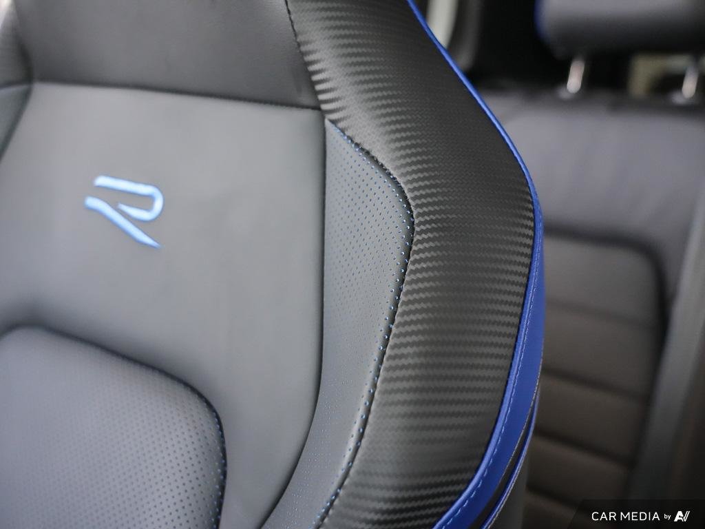 2024 Volkswagen Golf R 2.0T 7Sp at DSG w/Tip