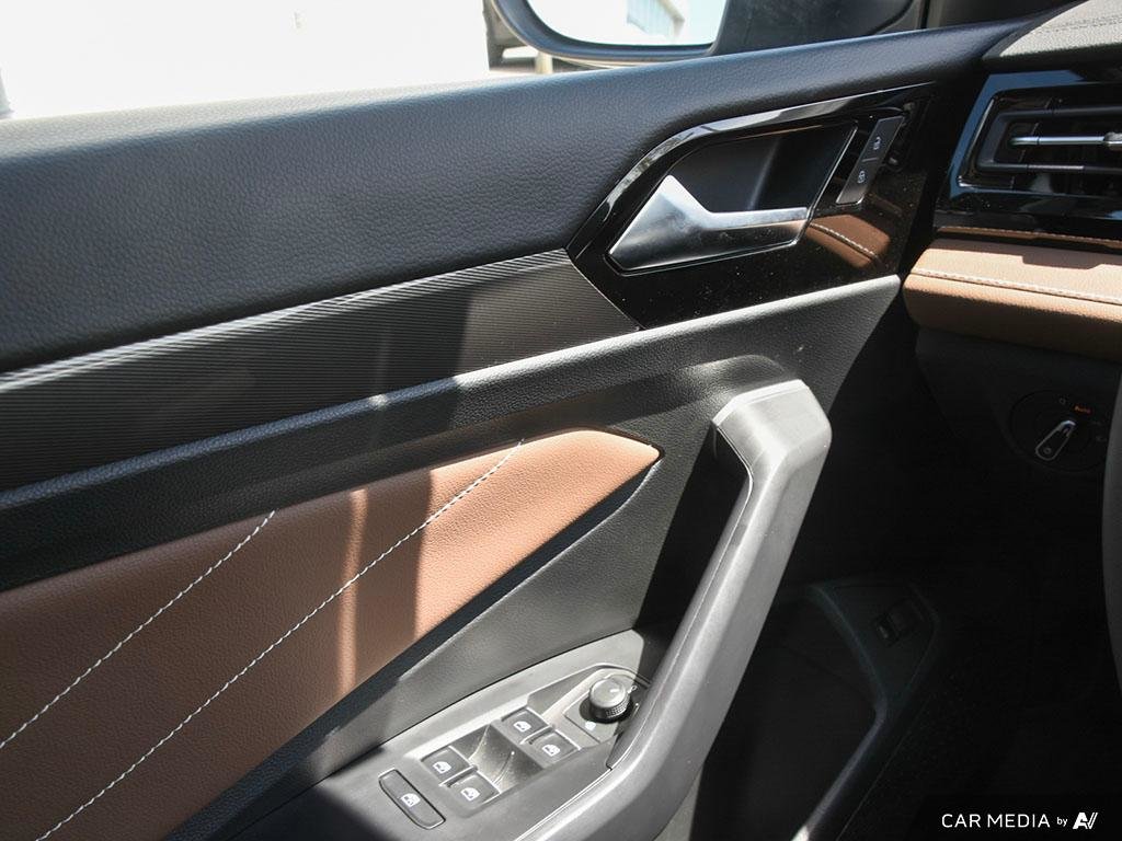 2025 Volkswagen Jetta Highline Auto