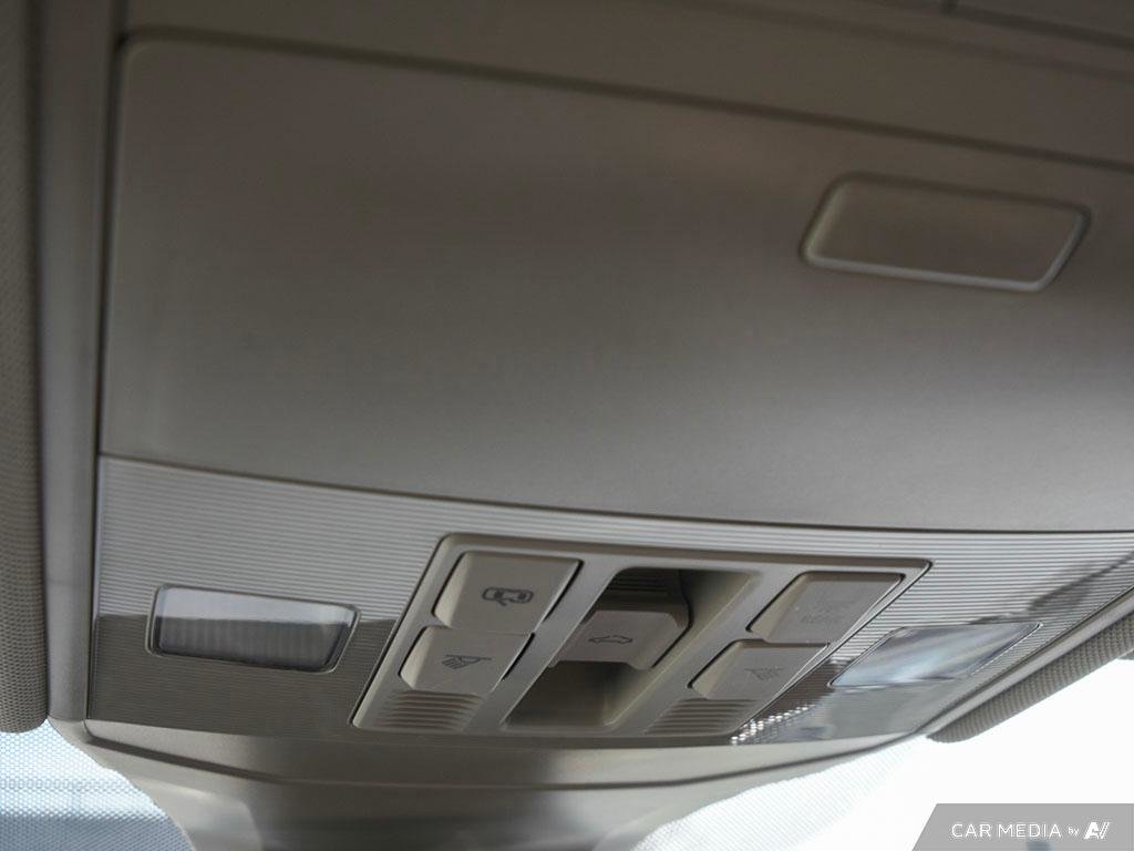 2025 Volkswagen Jetta Highline Auto