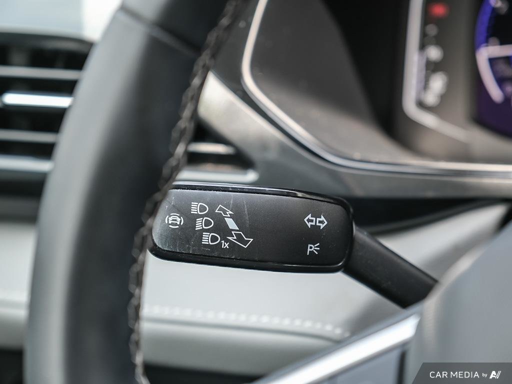 2022 Volkswagen Taos Highline 1.5T 7sp at DSG w/ Tip 4M