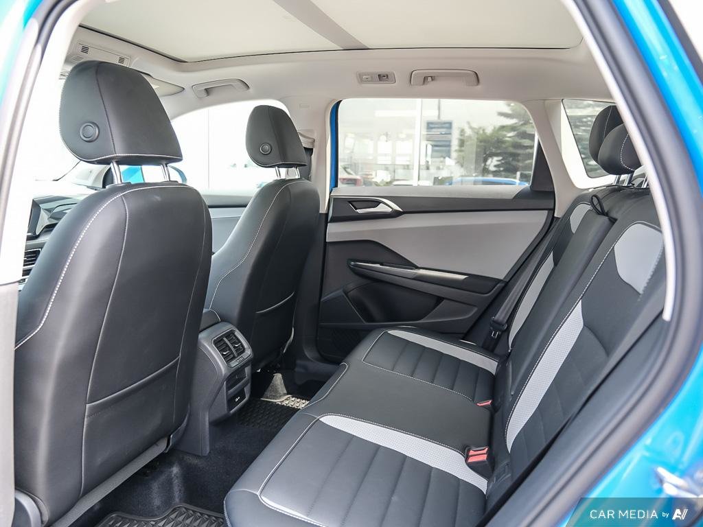 2022 Volkswagen Taos Highline 1.5T 7sp at DSG w/ Tip 4M
