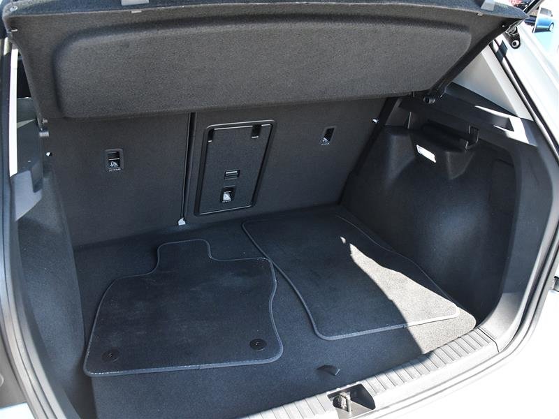 Alpine Gray 2026 Volkswagen Taos SUV / Crossover Automatic