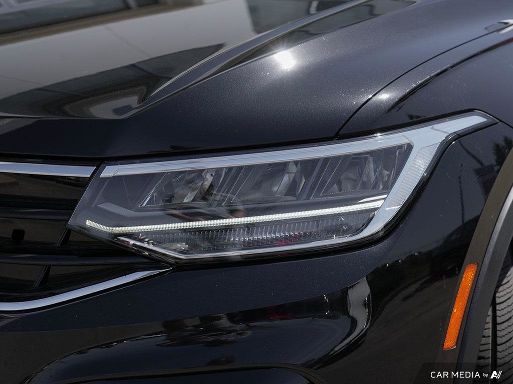 2024 Volkswagen Tiguan Comfortline R-Line Black 2.0T 8sp at w/Tip 4M