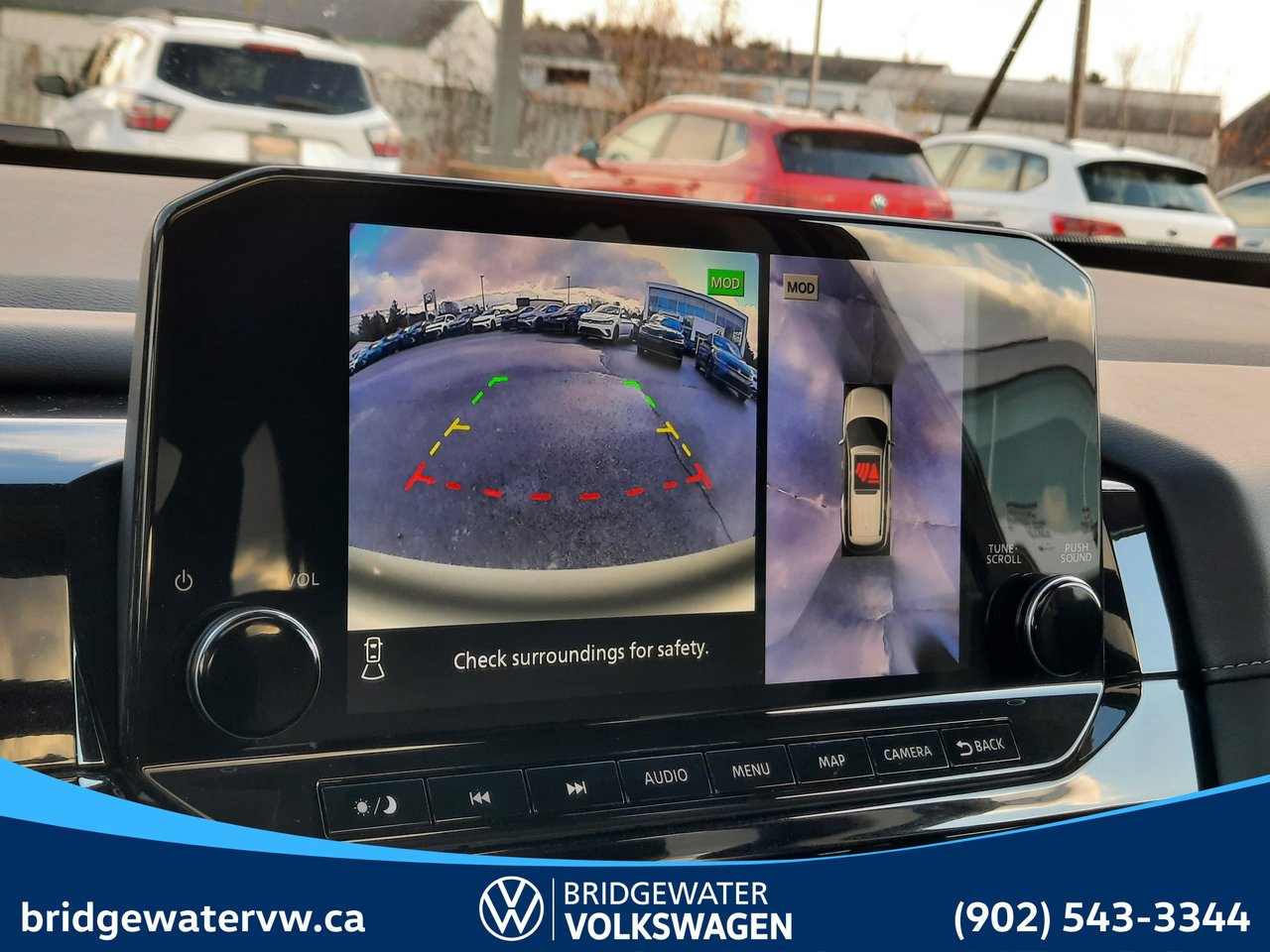 2024 Nissan PATHFINDER SL