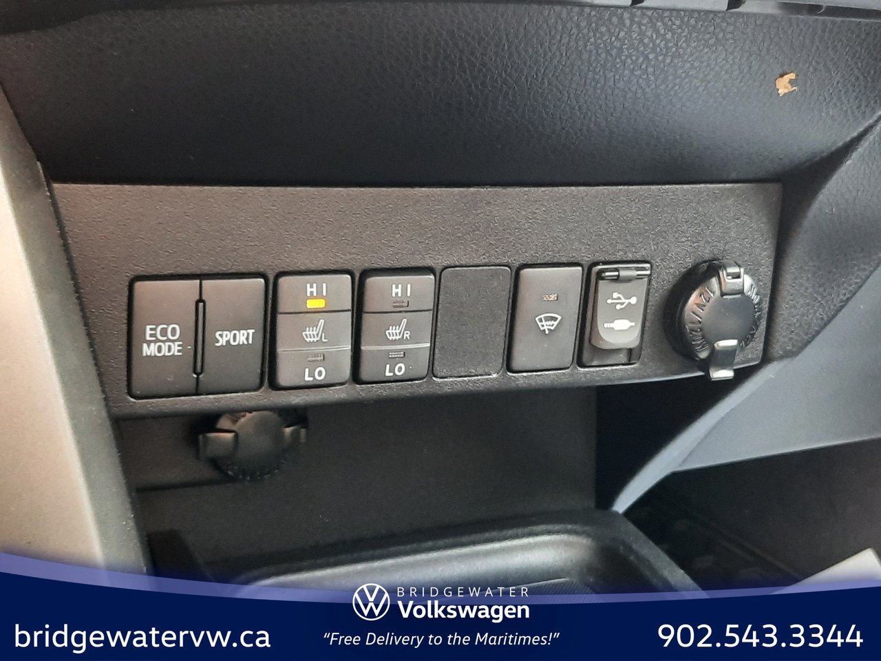 Toyota RAV4 XLE 2017