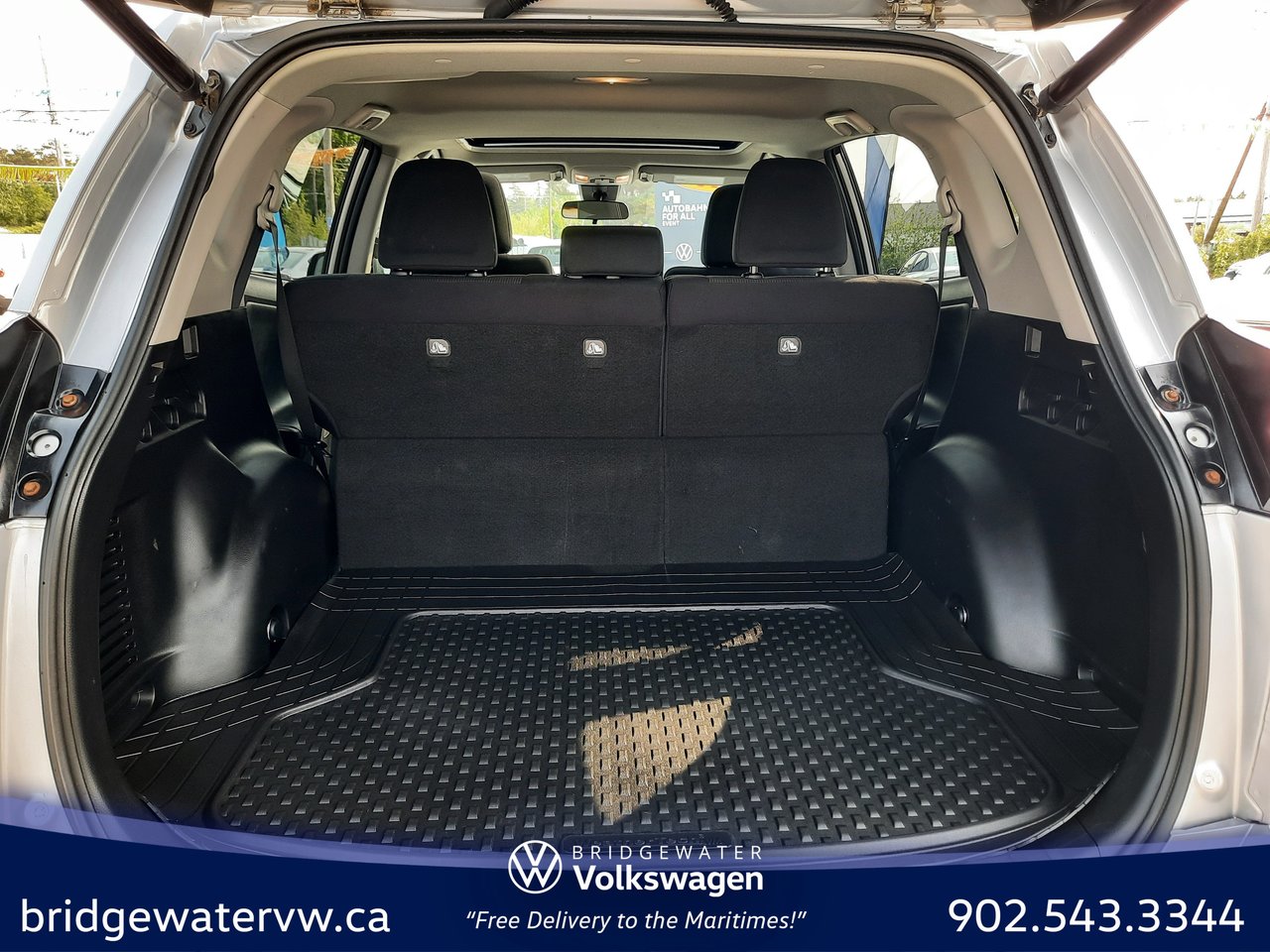 Toyota RAV4 XLE 2017