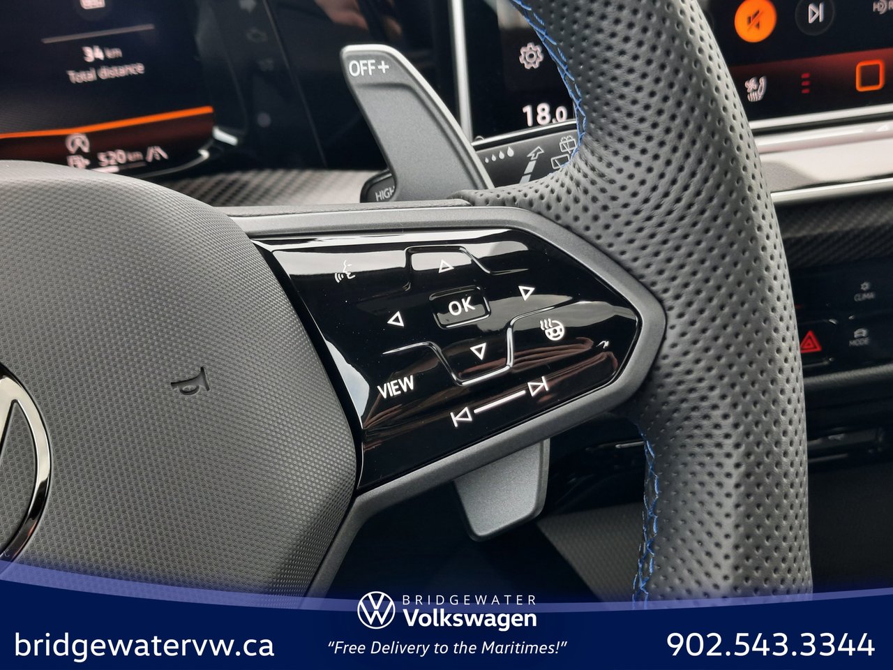 2025 Volkswagen Golf R BLACK EDITION