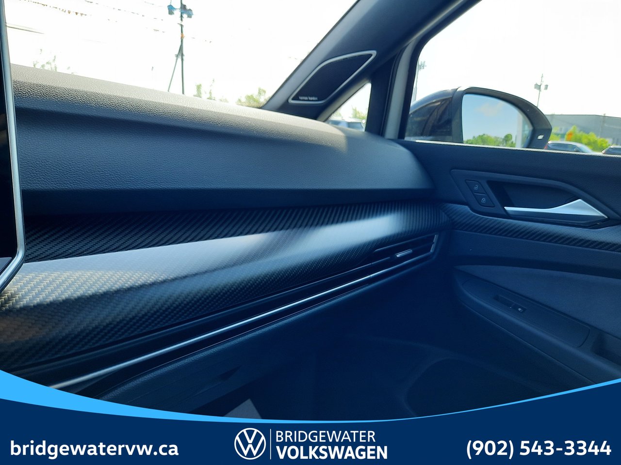 2025 Volkswagen GOLF R BLACK EDITION