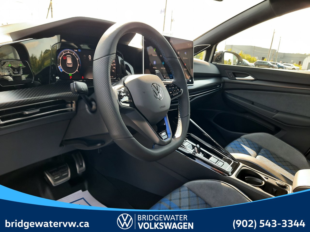 2025 Volkswagen GOLF R BLACK EDITION