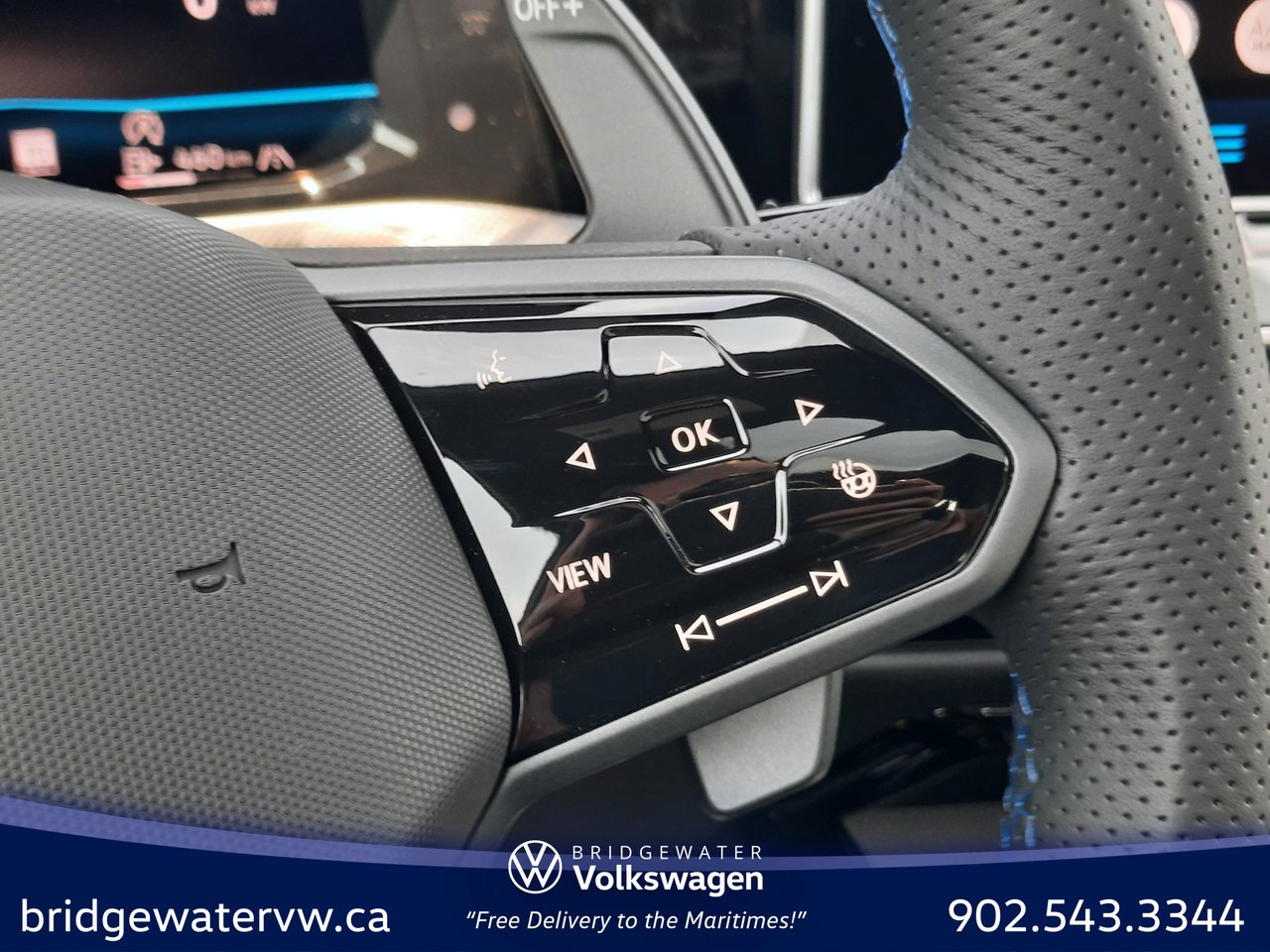 2025 Volkswagen Golf R BASE