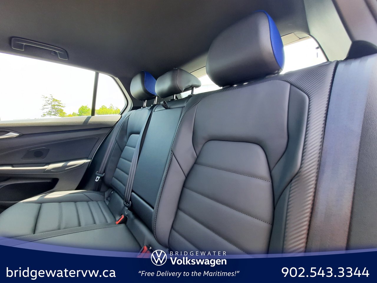2025 Volkswagen Golf R BASE