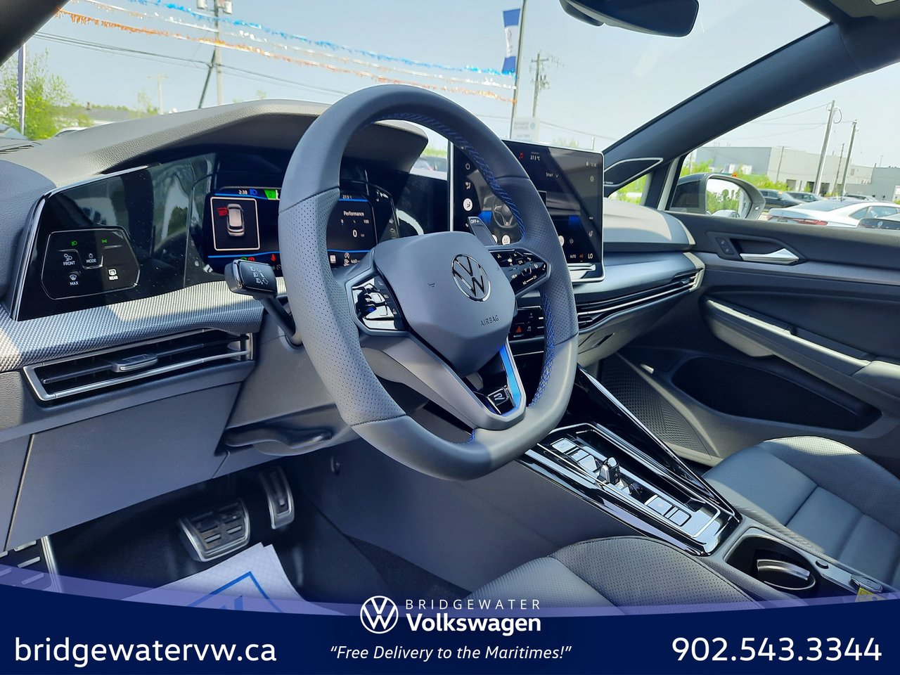 2025 Volkswagen Golf R BASE