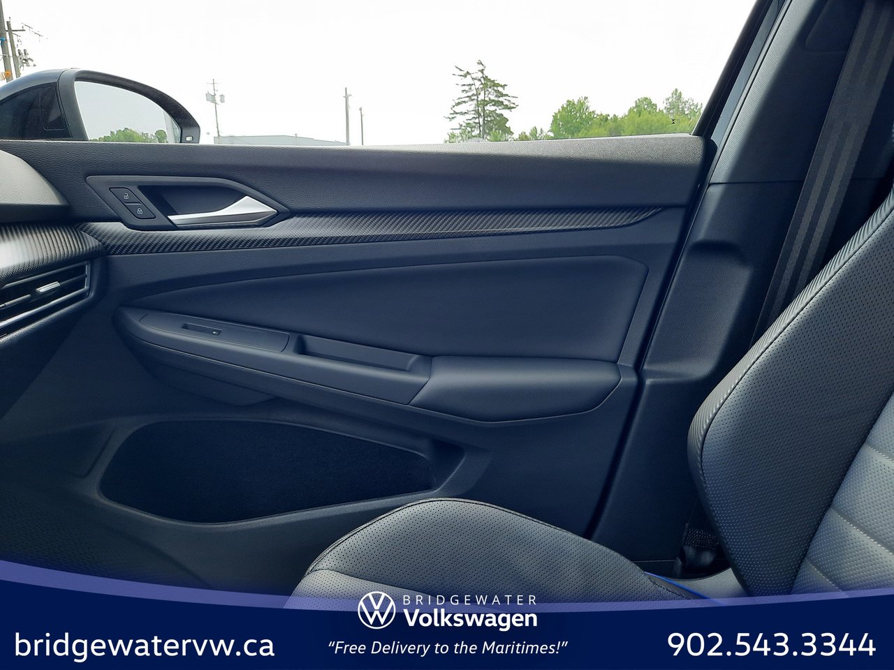 2025 Volkswagen Golf R BLACK EDITION