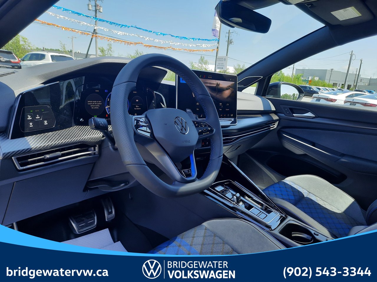 2025 Volkswagen GOLF R BLACK EDITION